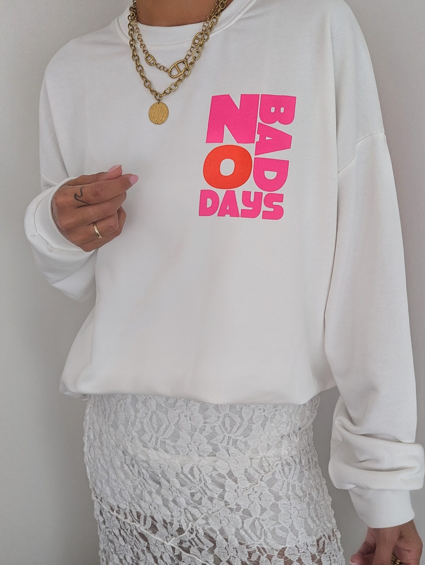 Sweater NO BAD DAYS – versch. Farben