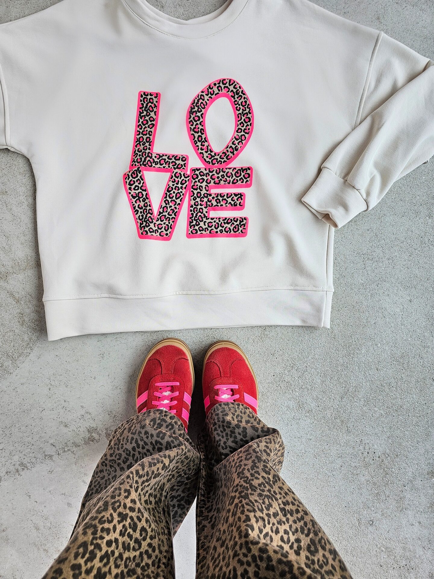 Sweater LOVE LEOPARD NEON