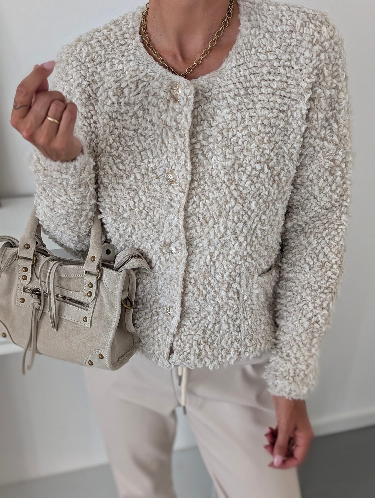 Boucle Knit Cardigan FLUFFY  – versch. Farben