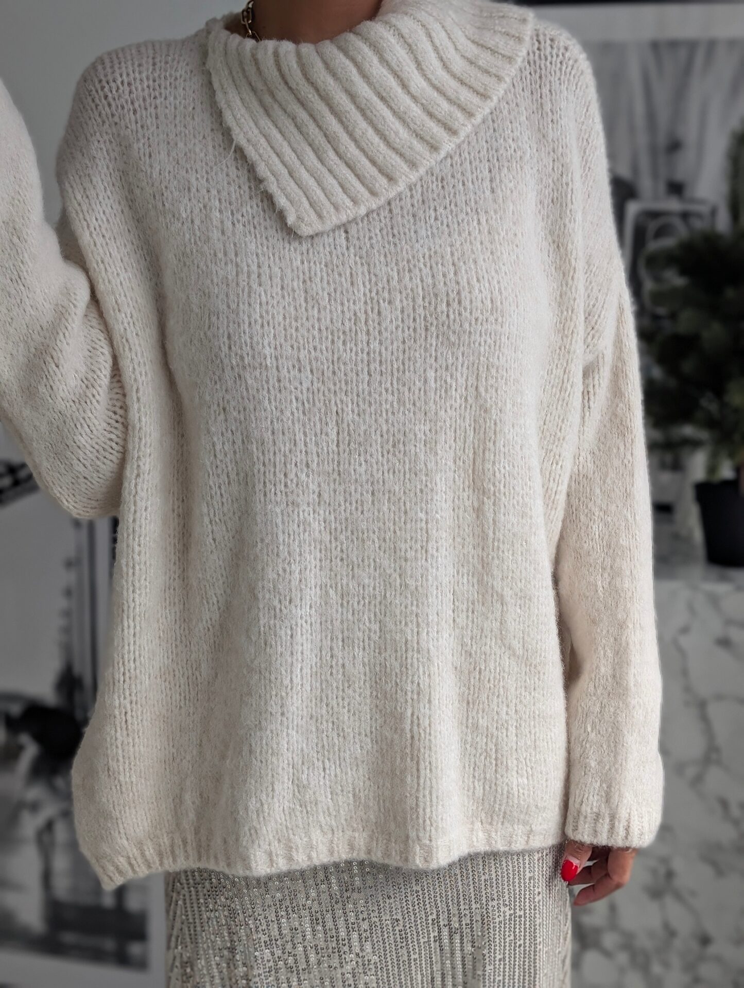 Pullover TO PLUNGE – creme